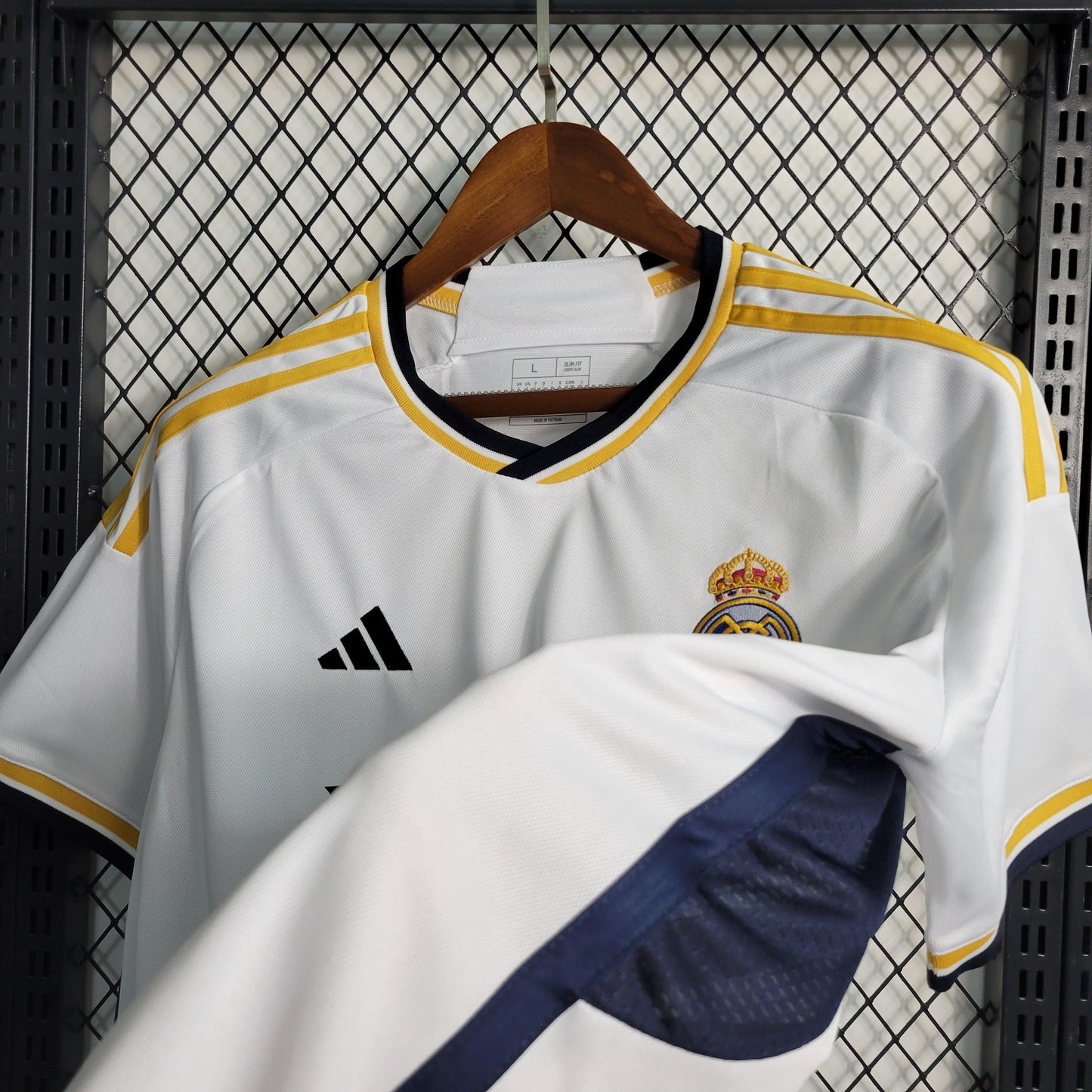 Maillot domicile du Real Madrid 23/24