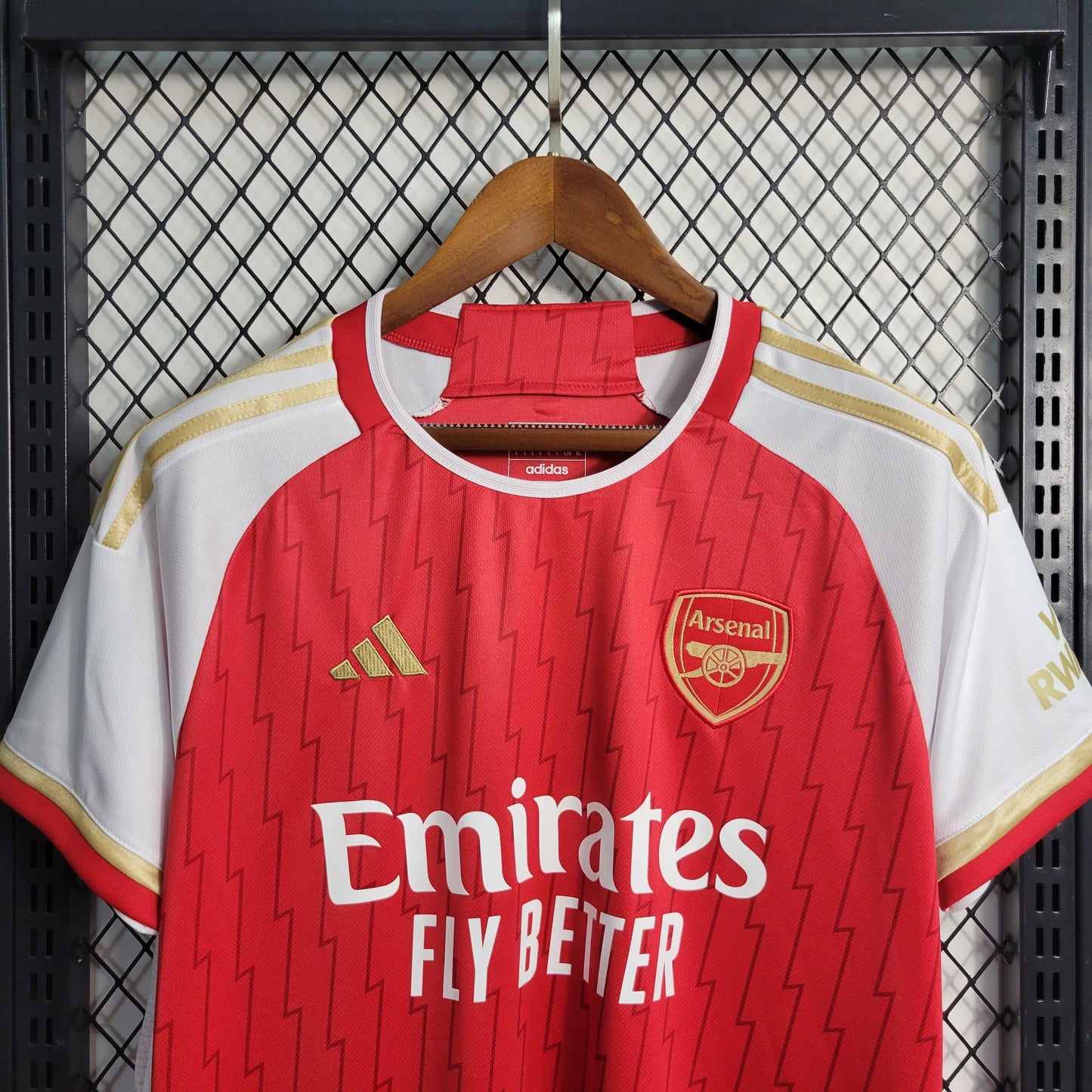 Camiseta de local del Arsenal 23/24