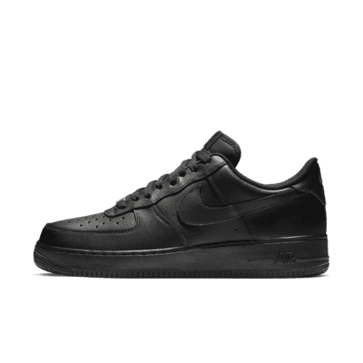 NIKE AIR FORCE 1 '07 NEGRO 